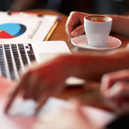 מלון Campanile Nature - Poitiers Sud Aeroport פואטייה