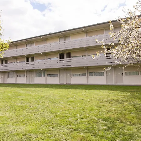 Hotel Campanile Nature - Poitiers Sud Aeroport Poitiers
