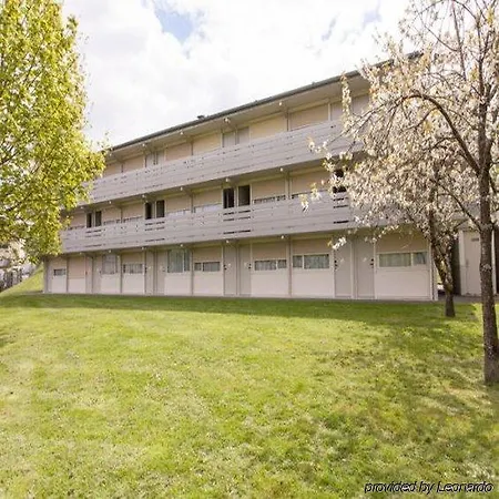 Campanile Nature - Poitiers Sud Aeroport Hotel 3*