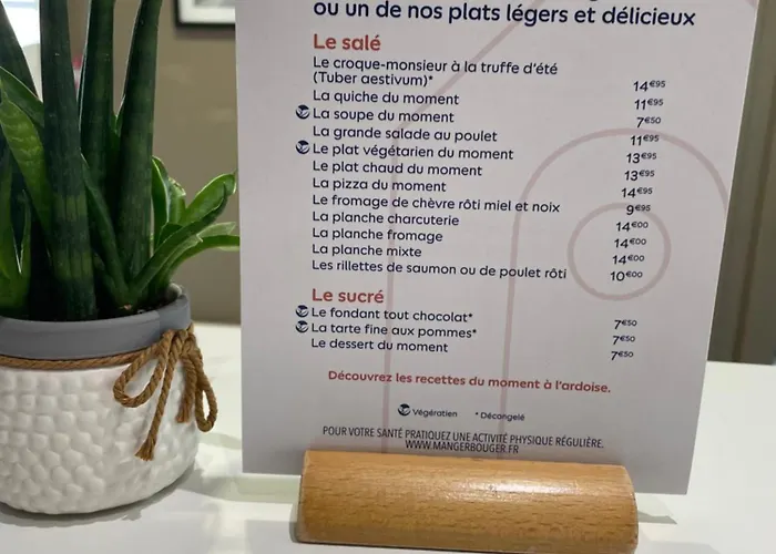 Hotel Campanile Nature - Poitiers Sud Aeroport