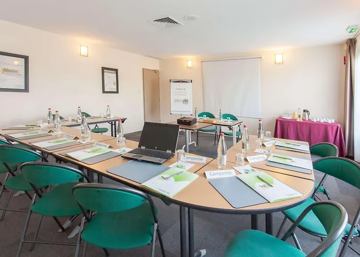 Campanile Nature - Sud Aeroport