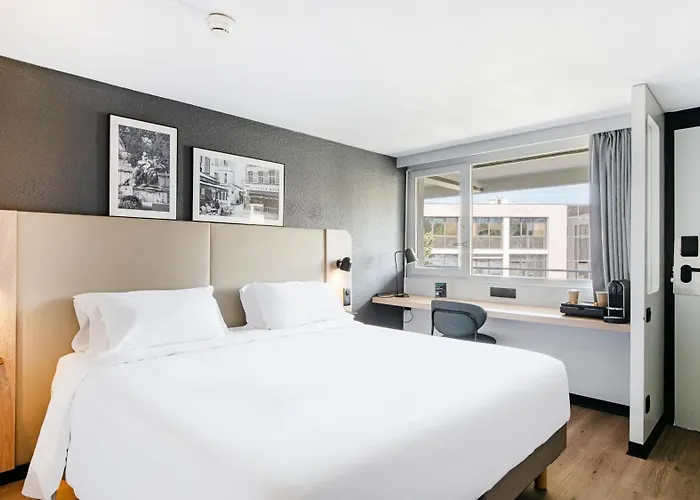 Campanile Nature - Sud Aeroport Hotel 3*